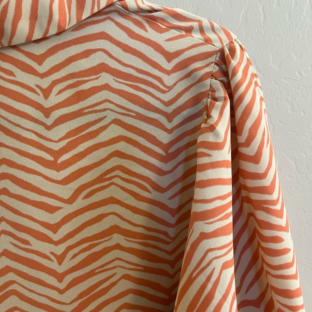 Alfani Orange and White Button Down Blouse with Notched Collar - Picture 8 of 11